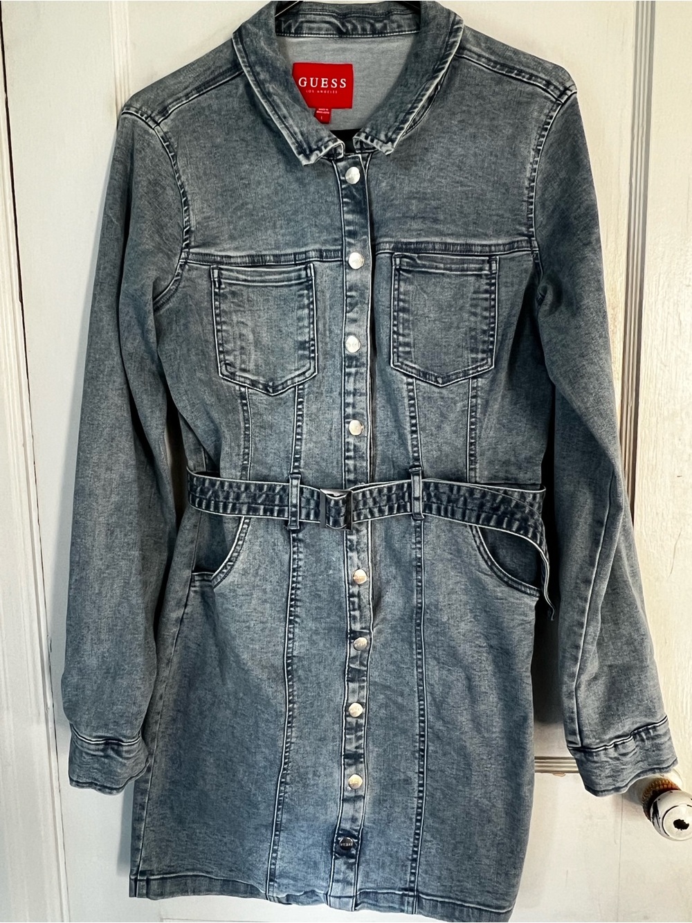 GUESS Stretch Denim Snap Button-Up Dress with Belt